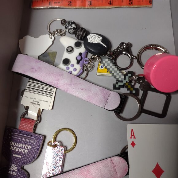 Lot Of 10 Keychains - Picture 7 of 7